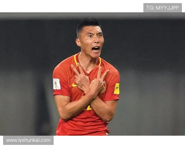 于大宝再度成为焦点展现国足精神引领球队奋勇前行