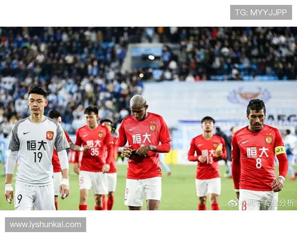 2017年恒大与申花精彩对决回顾及赛况分析